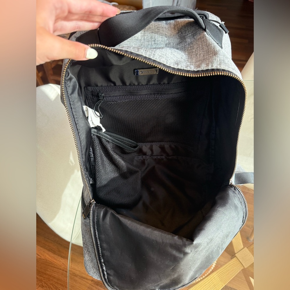 Lululemon City Adventure Backpack - Picture 5 of 6